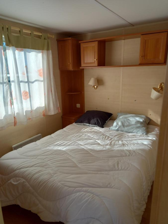 Mobilhome Nature Saint-Laurent-sur-Mer Exterior foto